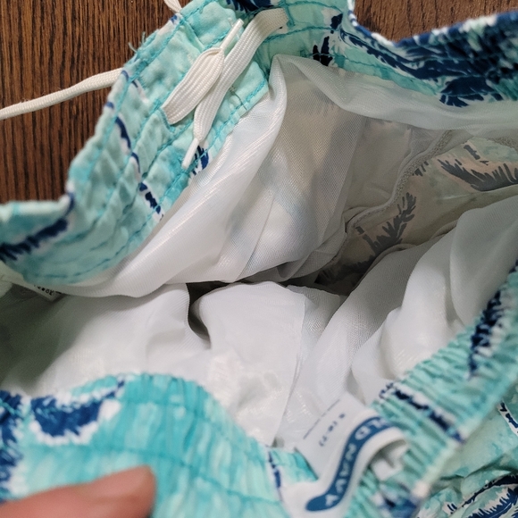Old Navy Tropical Print Swimming Trunk Shorts Size Boys Small 6-7 - Picture 4 of 5